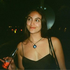 Meet your Posher, Serena